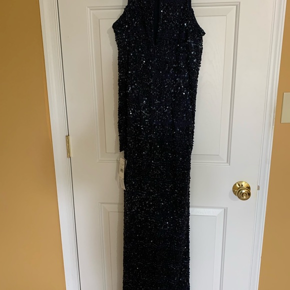 Aiden Mattox gown 0 - Picture 5 of 10